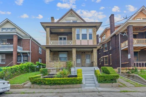 3305 Milton Ct, Cincinnati, OH, 45229-3209 | Card Image
