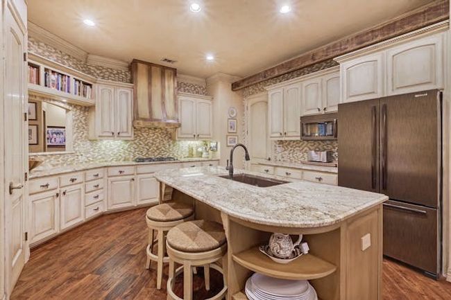 UNIT-29 - 2305 Barton Creek Blvd, Condo with 4 bedrooms, 4 bathrooms and 5 parking in Austin TX | Image 11