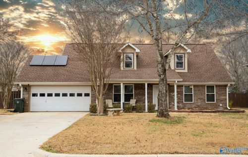 122 Todd Dr, Madison, AL, 35758-2332 | Card Image