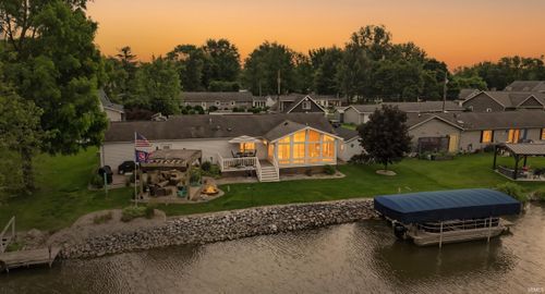 7140 S 165 E, Wolcottville, IN, 46795-9552 | Card Image