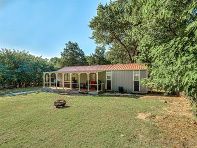 8752 N Sunset Drive, House other with 2 bedrooms, 1 bathrooms and null parking in Mannford OK | Image 2