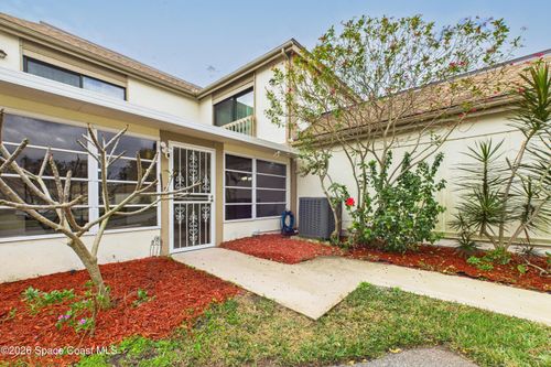 204 Country Club Dr, Melbourne, FL, 32940-7625 | Card Image
