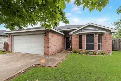 1186 Rusticwood Ct, Fort Worth, TX, 76140-5494 | Card Image