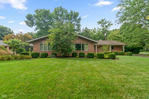 806 N Briar Rd, Muncie, IN, 47304-5102 | Card Image