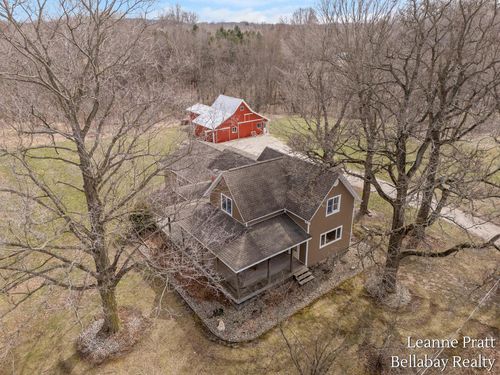 603 S State St, Nashville, MI, 49073-9210 | Card Image