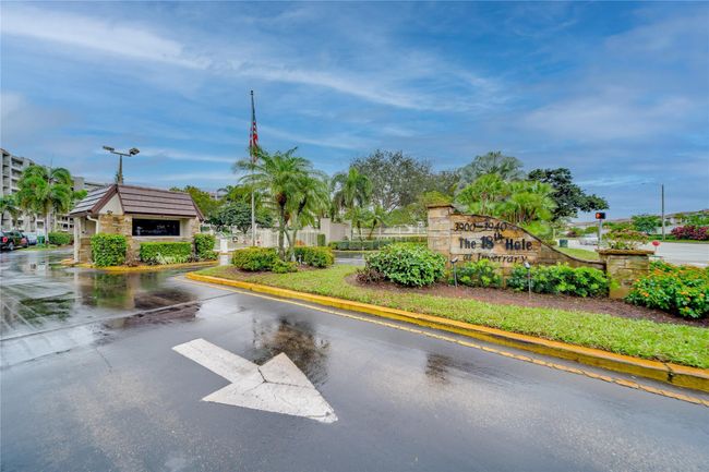 GATE GUARDHOUSE | Image 38