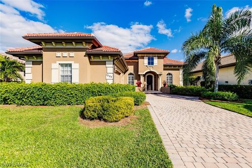 7684 Cottesmore Dr, NAPLES, FL, 34113-3176 | Card Image