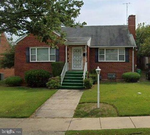 6403 9th Ave, HYATTSVILLE, MD, 20783-3156 | Card Image