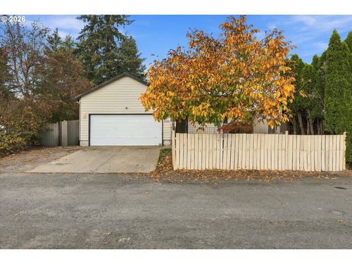 13805 Se Mall St, Portland, OR, 97236 | Card Image