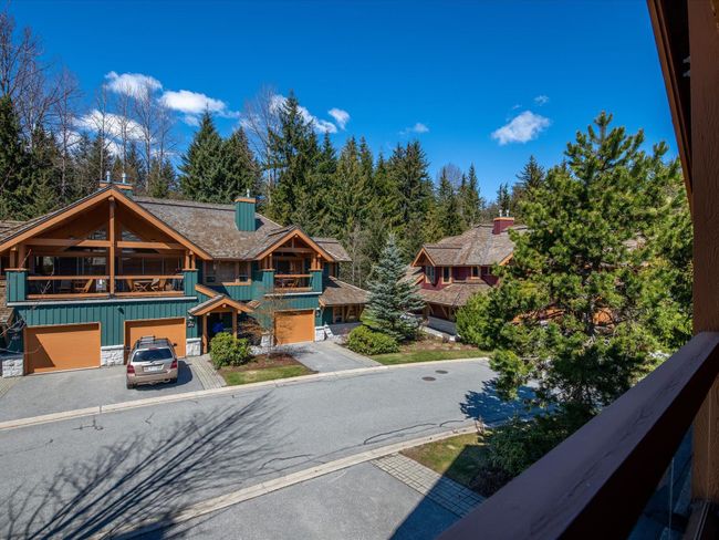 4808 Casabella Crescent, Townhouse with 3 bedrooms, 3 bathrooms and 2 parking in Whistler BC | Image 25