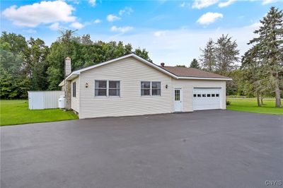 2524 County Route 176, House other with 3 bedrooms, 2 bathrooms and null parking in Volney NY | Image 3