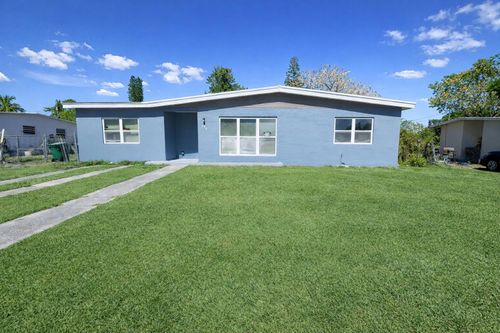 175 Se El Sito Ct, Port St. Lucie, FL, 34983-8419 | Card Image