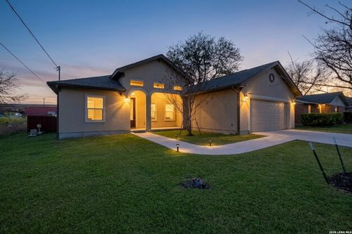 8366 Ventura Blvd, Selma, TX, 78154-3348 | Card Image