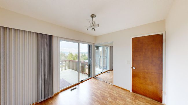 466 Mcgill Drive, House other with 3 bedrooms, 2 bathrooms and 5 parking in Port Moody BC | Image 19