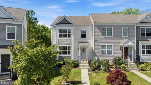 555 English Oak Ln, PRINCE FREDERICK, MD, 20678-6140 | Card Image