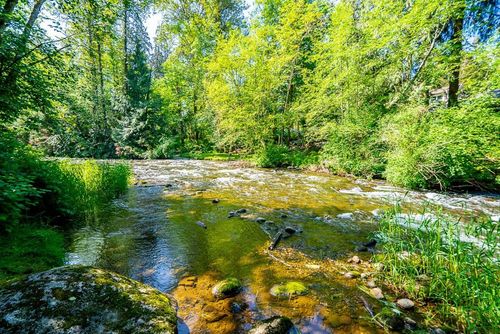 23942 Fern Cres, Maple Ridge, BC, V4R2S3 | Card Image