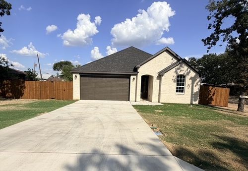 2904 Wilhoit St, Balch Springs, TX, 75180-1446 | Card Image