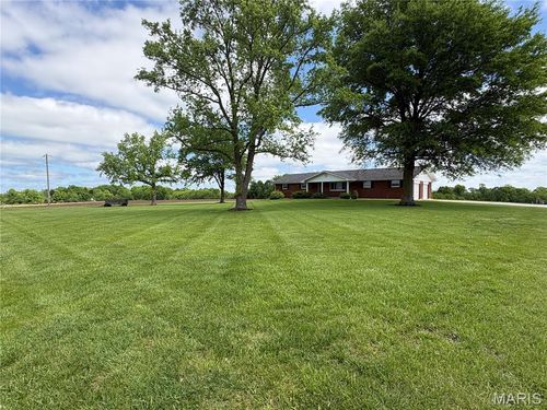 11421 State Highway M, Wright City, MO, 63390-5040 | Card Image