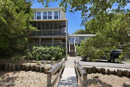 3904 Emerald Dr, Emerald Isle, NC, 28594-3051 | Card Image