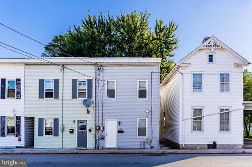 233 S Baltimore St, DILLSBURG, PA, 17019-1010 | Card Image