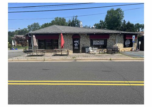 671 Harris Ave, Middlesex, NJ, 08846-2474 | Card Image