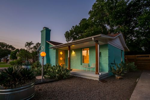 1908 N Riverside Dr, Fort Worth, TX, 76111-2806 | Card Image