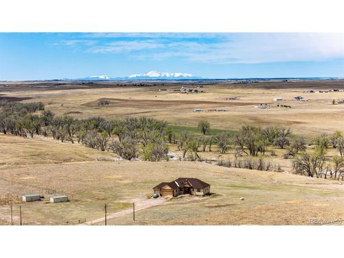 14325 Watson Cir, Bennett, CO, 80102-8126 | Card Image