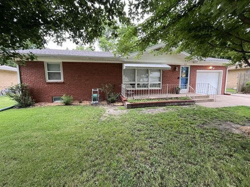 313 Alice Ave, Newton, KS, 67114-3224 | Card Image