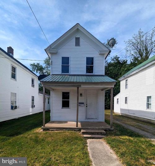 810 Washington St, CAMBRIDGE, MD, 21613-2626 | Card Image