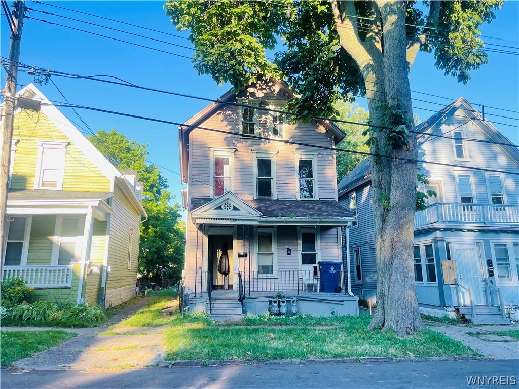 Pershing Ave, Buffalo, NY 14211