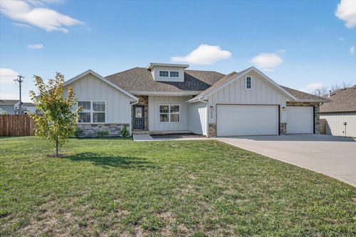 573 S Charlotte Ct, Republic, MO, 65738-7590 | Card Image