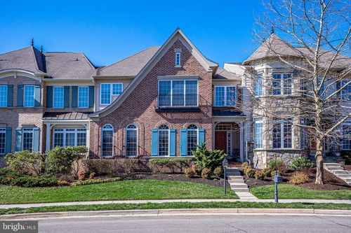 24897 Pinebrook Rd, CHANTILLY, VA, 20152-4508 | Card Image