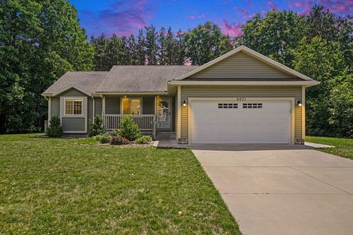 6671 Minard Dr, Muskegon, MI, 49442-4997 | Card Image