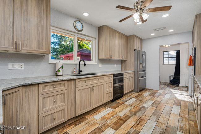 894 Quarters Ct, House other with 3 bedrooms, 2 bathrooms and null parking in Port Orange FL | Image 7