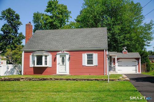 109 White St, Manchester, CT, 06042-3127 | Card Image