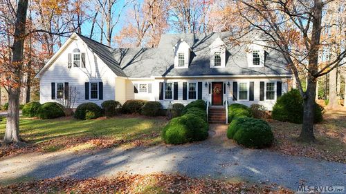 99 Lake Point Dr, Clarksville, VA, 23927-3511 | Card Image