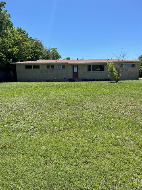 2105 W Pearl St, Granbury, TX, 76048-1894 | Card Image