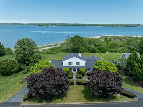 55 Sigourney Rd, Portsmouth, RI, 02871-5421 | Card Image