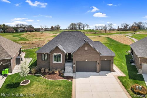 62752 Sawgrass Dr, Washington Township, MI, 48094-1650 | Card Image