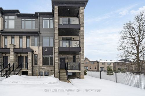 43z-2 Savvy Lane, Caledon, ON, L7C1Z9 | Card Image