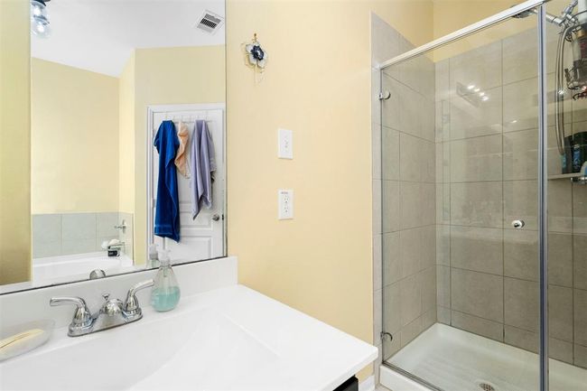 4914 Seaside Sparrow Ln, House other with 3 bedrooms, 2 bathrooms and 2 parking in Baytown TX | Image 19