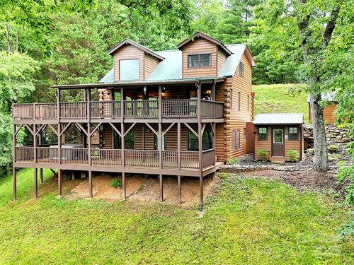 500 Beechwood Dr, Sylva, NC, 28779-6633 | Card Image