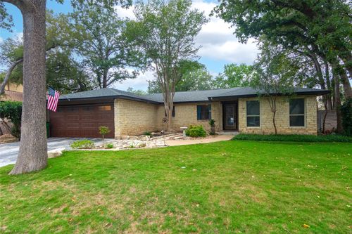 1810 Hermitage Dr, Round Rock, TX, 78681-1918 | Card Image