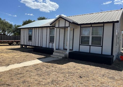 902 S State Highway 55, Rocksprings, TX, 78880 | Card Image