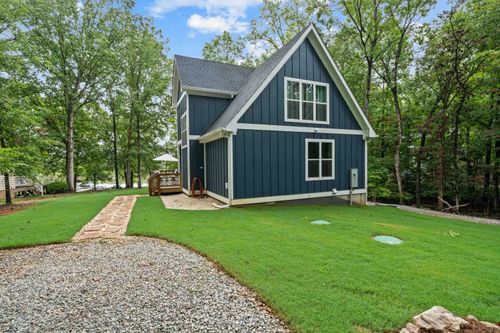 2071 Sugar Creek Trl, Buckhead, GA, 30625-2525 | Card Image