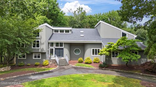 42 Nikki Ct, Morganville, NJ, 07751-1059 | Card Image