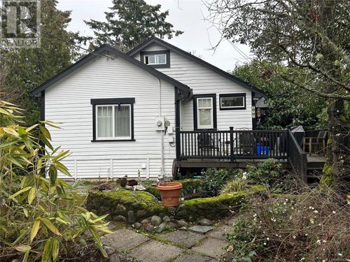 192 Gair Rd, Victoria, BC, V9B1N5 | Card Image