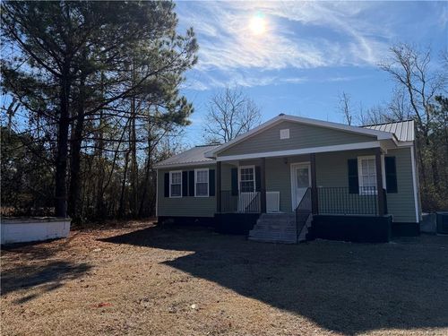 415 Vass Rd, Spring Lake, NC, 28390-9551 | Card Image