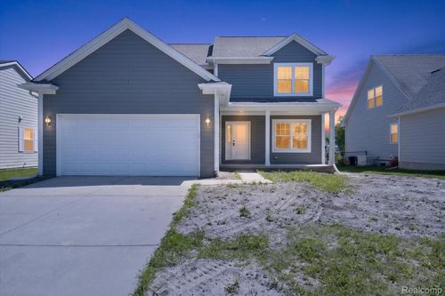 8760 Barrington Dr, Ypsilanti, MI, 48198-3289 | Card Image