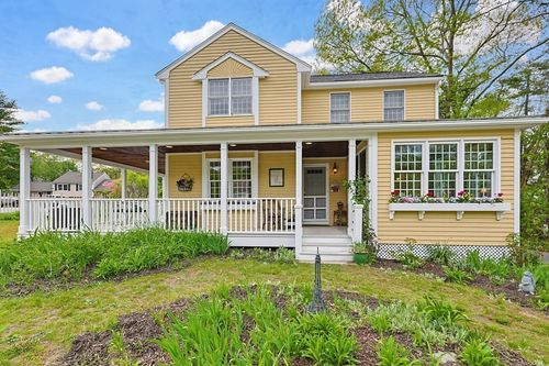 35 Grace Meadows, Taunton, MA, 02718 | Card Image